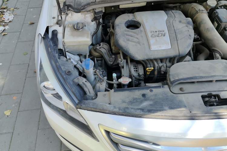 Used Hyundai Mistra 2016 1.6T Automatic Smart GLS Engine Bay Right
