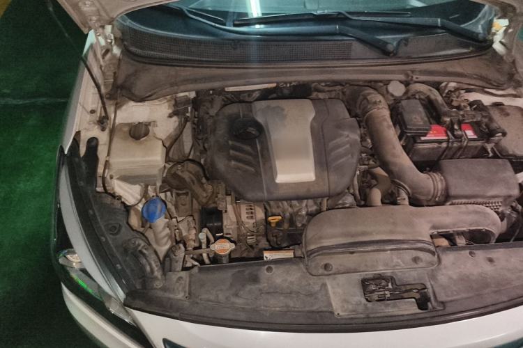 Used Hyundai Mistra 2016 1.6T Automatic Flagship TOP Model Engine Bay Right