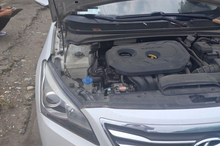 Used Hyundai Mistra 2016 1.8L Automatic Smart GLS Engine Bay Right