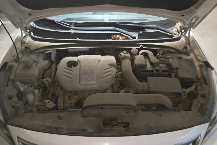 Used Hyundai Mistra 2016 1.6T Automatic Smart GLS Engine Bay