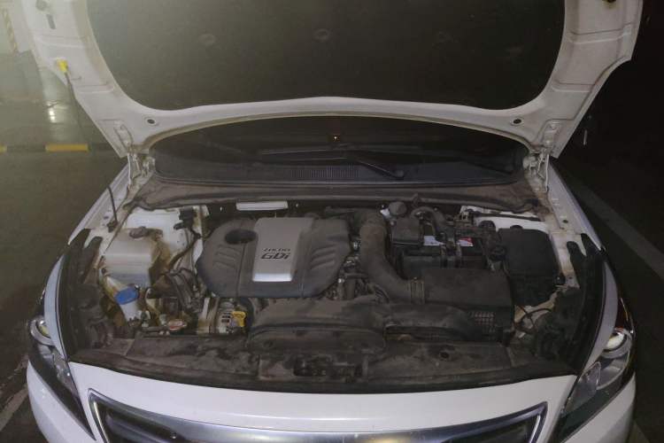 Used Hyundai Mistra 2016 1.6T Automatic Smart GLS Engine Bay