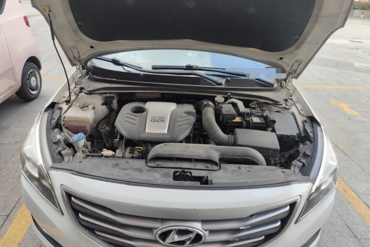 Used Hyundai Mistra 2016 1.6T Automatic Flagship TOP Model Engine Bay