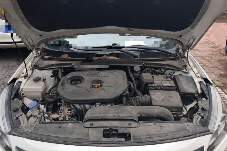 Used Hyundai Mistra 2016 1.8L Automatic Comfort GL Model Engine Bay