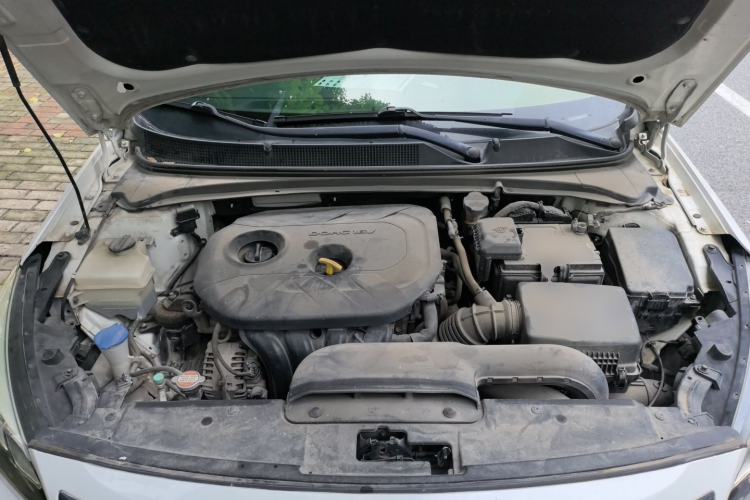 Used Hyundai Mistra 2016 1.8L Automatic Smart GLS Engine Bay
