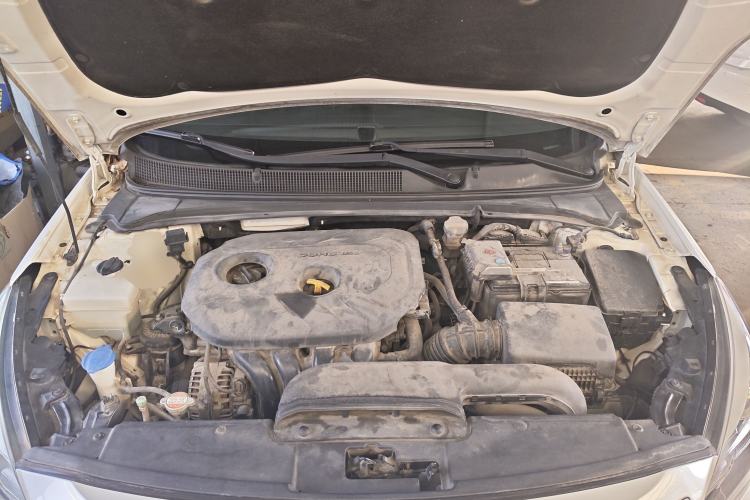 Used Hyundai Mistra 2016 1.8L Automatic Smart GLS Engine Bay