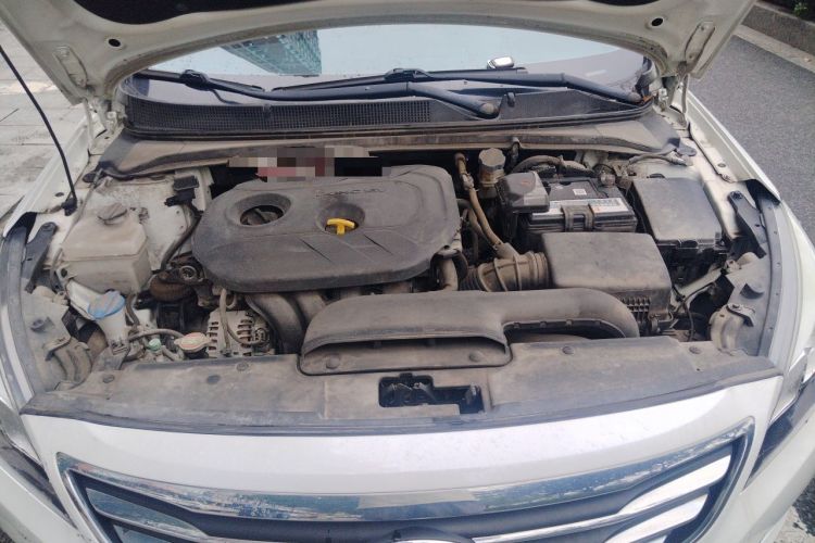 Used Hyundai Mistra 2016 1.8L Automatic Smart GLS Engine Bay