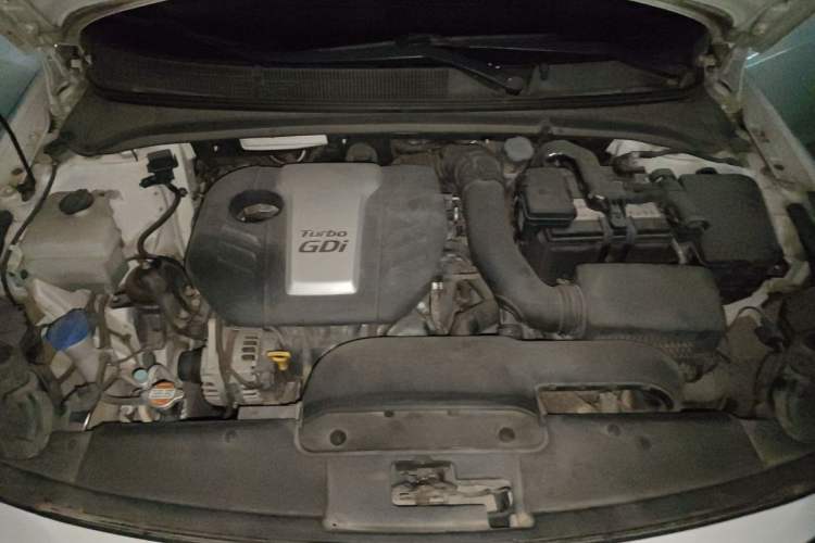 Used Hyundai Mistra 2016 1.6T Automatic Smart GLS Engine Bay