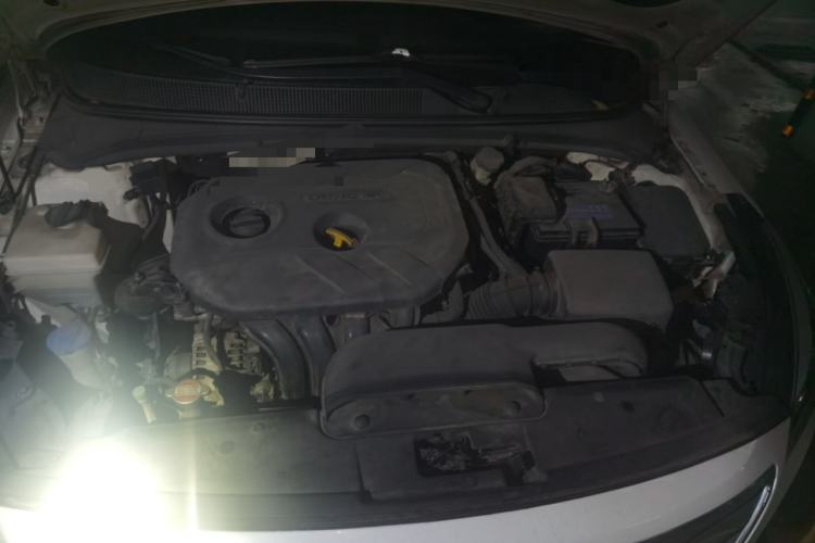 Used Hyundai Mistra 2016 1.8L Automatic Smart GLS Engine Bay