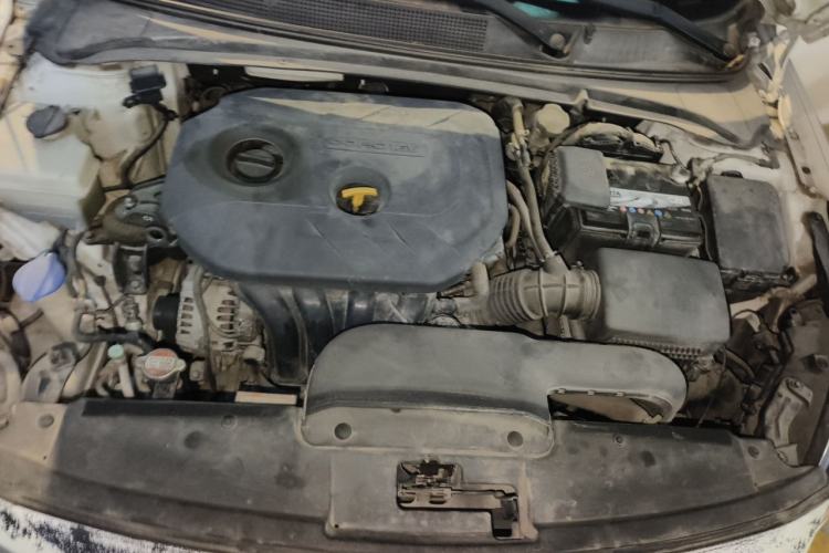 Used Hyundai Mistra 2016 1.8L Automatic Smart GLS Engine Bay