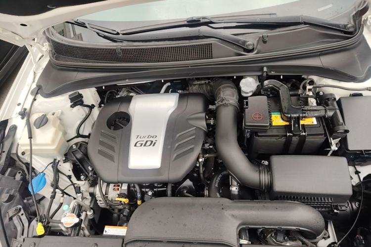 Used Hyundai Mistra 2016 1.6T Automatic Smart GLS Engine Bay