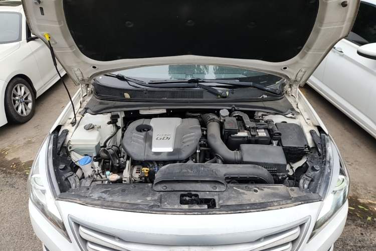 Used Hyundai Mistra 2016 1.6T Automatic Smart GLS Engine Bay