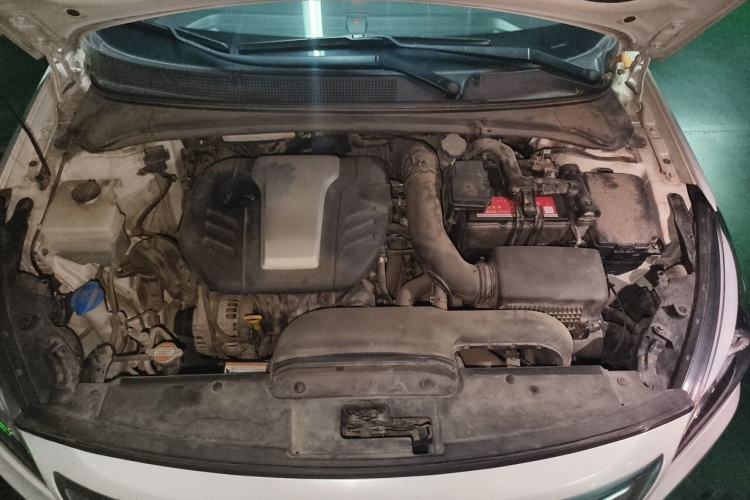 Used Hyundai Mistra 2016 1.6T Automatic Flagship TOP Model Engine Bay