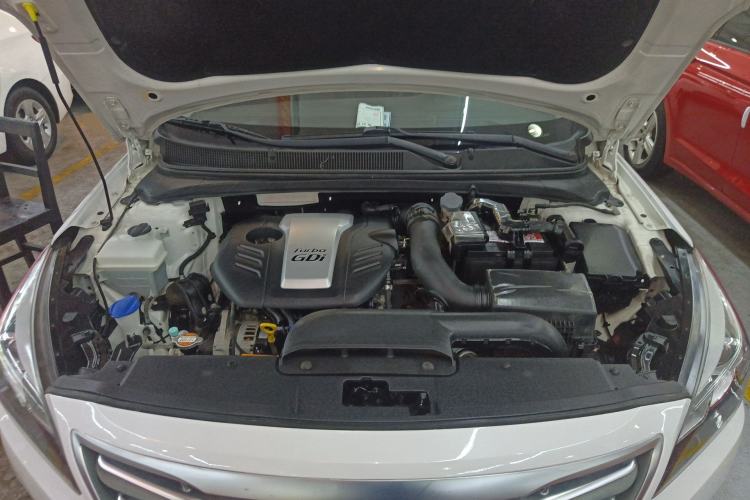 Used Hyundai Mistra 2016 1.6T Automatic Smart GLS Engine Bay