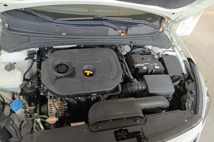 Used Hyundai Mistra 2016 1.8L Automatic Smart GLS Engine Bay