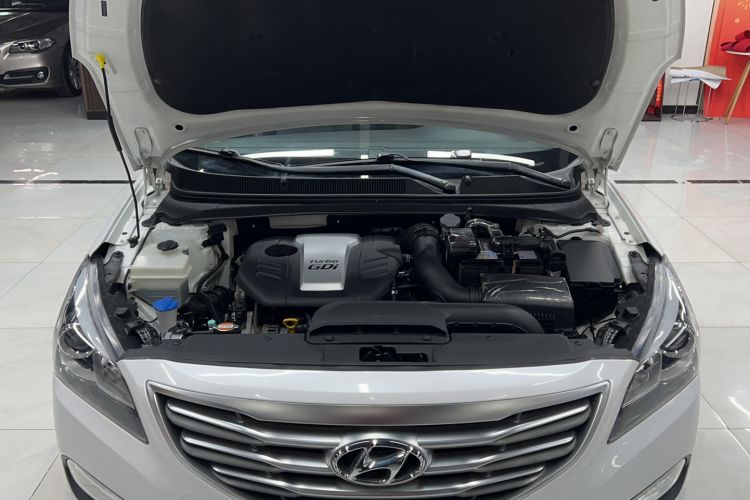 Used Hyundai Mistra 2016 1.6T Automatic Smart GLS Engine Bay