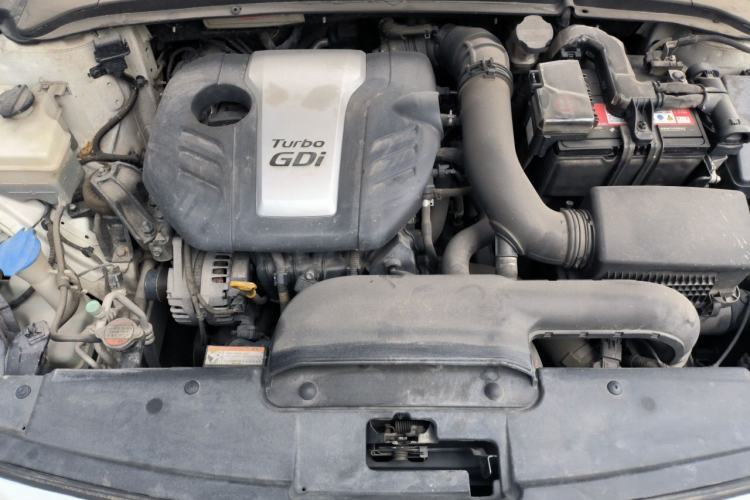 Used Hyundai Mistra 2016 1.6T Automatic Smart GLS Engine Bay