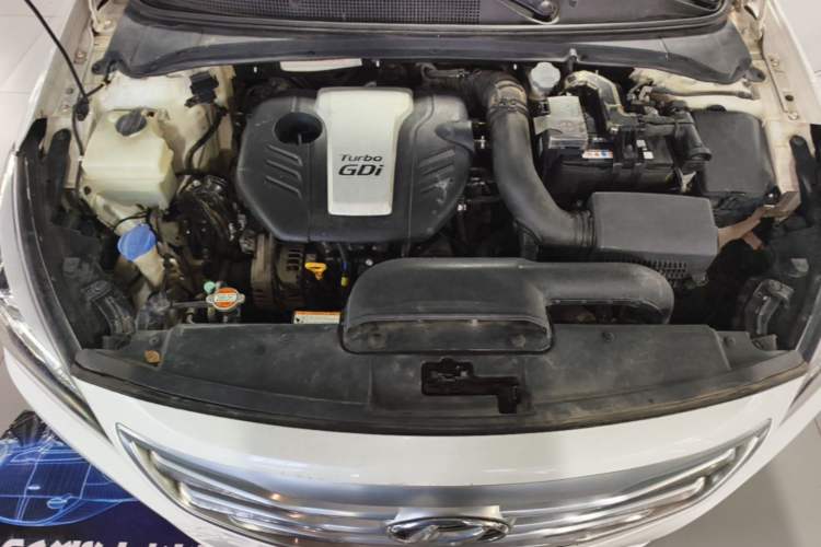 Used Hyundai Mistra 2016 1.6T Automatic Smart GLS Engine Bay