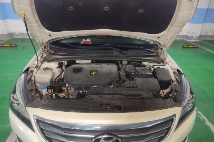 Used Hyundai Mistra 2016 1.8L Automatic Smart GLS Engine Bay