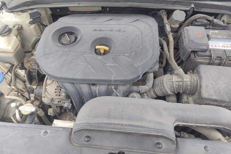 Used Hyundai Mistra 2016 1.8L Automatic Deluxe DLX Model Engine Bay