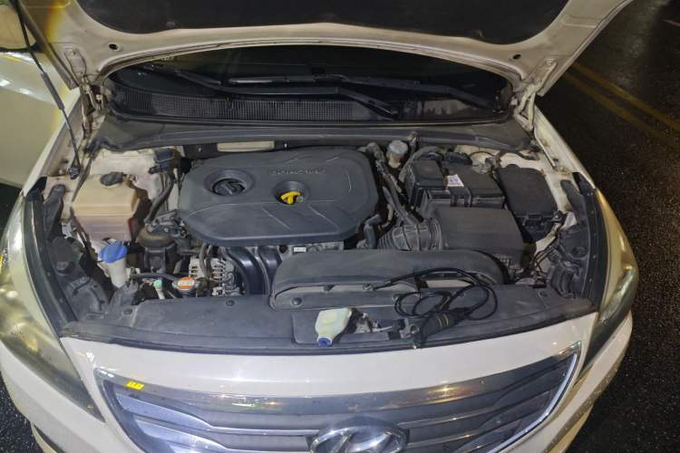 Used Hyundai Mistra 2016 1.8L Automatic Smart GLS Engine Bay