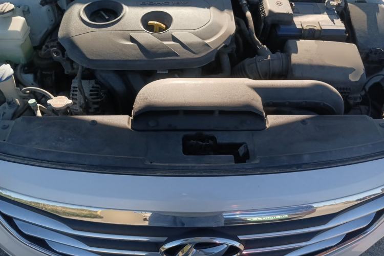 Used Hyundai Mistra 2016 1.8L Automatic Smart GLS Engine Bay