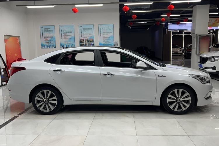 Used Hyundai Mistra 2016 1.6T Automatic Smart GLS Exterior 2
