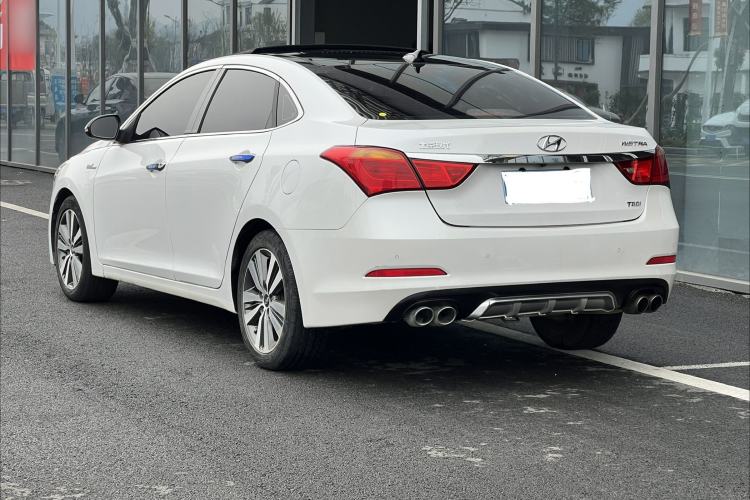 Used Hyundai Mistra 2016 1.6T Automatic Smart GLS Exterior 4