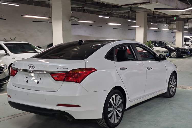 Used Hyundai Mistra 2016 1.8L Automatic Smart GLS Exterior 5