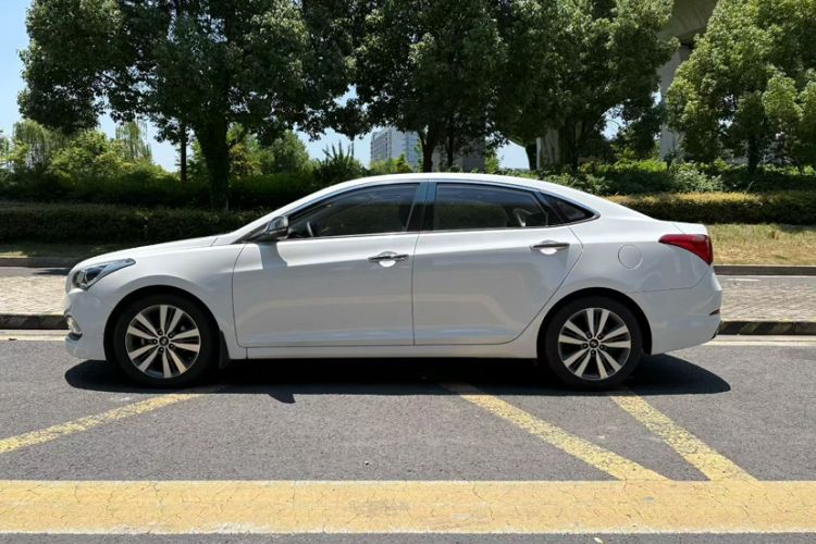 Used Hyundai Mistra 2016 1.8L Automatic Smart GLS Exterior 8