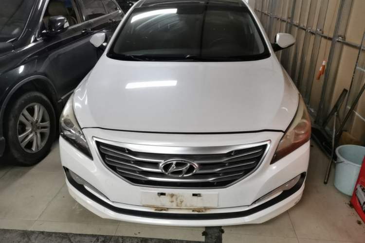 Used Hyundai Mistra 2016 1.6T Automatic Smart GLS Front