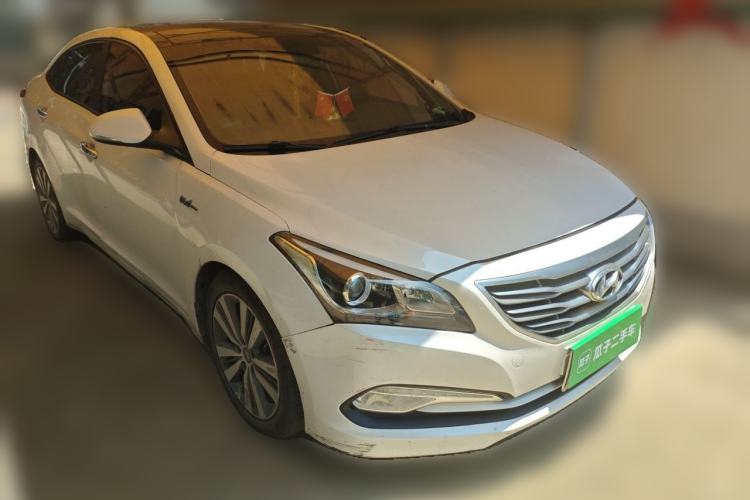 Used Hyundai Mistra 2016 1.6T Automatic Smart GLS Front Right 45 Deg