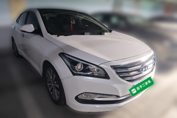 Used Hyundai Mistra 2016 1.8L Automatic Smart GLS Front Right 45 Deg