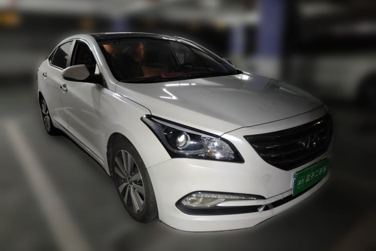 Used Hyundai Mistra 2016 1.8L Automatic Smart GLS Front Right 45 Deg