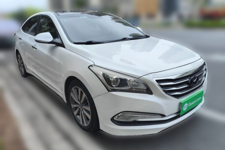 Used Hyundai Mistra 2016 1.8L Automatic Smart GLS Front Right 45 Deg