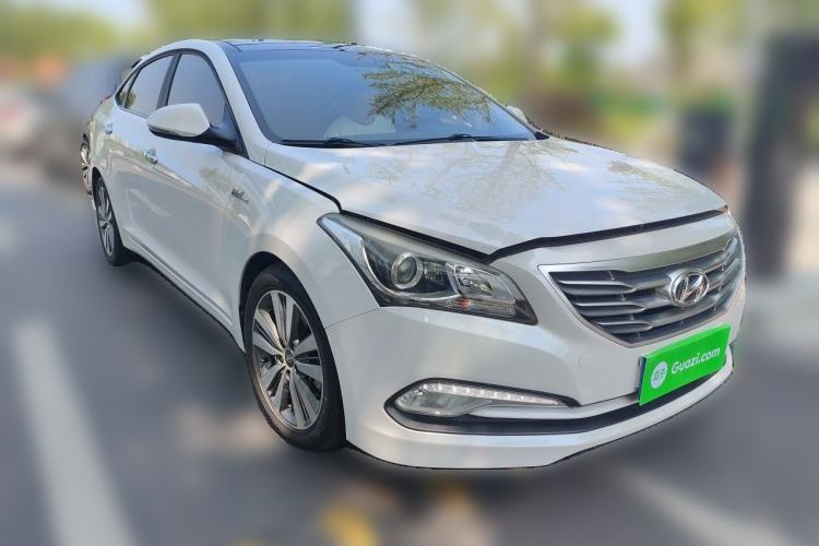 Used Hyundai Mistra 2016 1.6T Automatic Smart GLS Front Right 45 Deg