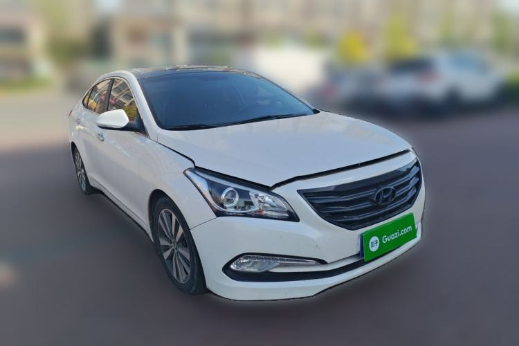 Used Hyundai Mistra 2016 1.8L Automatic Smart GLS Front Right 45 Deg