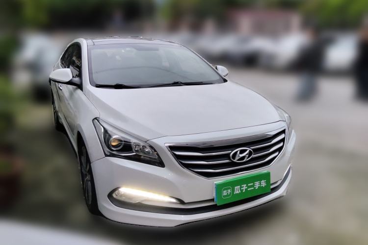 Used Hyundai Mistra 2016 1.8L Automatic Smart GLS Front Right 45 Deg