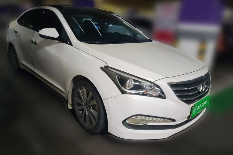Used Hyundai Mistra 2016 1.8L Automatic Smart GLS Front Right 45 Deg