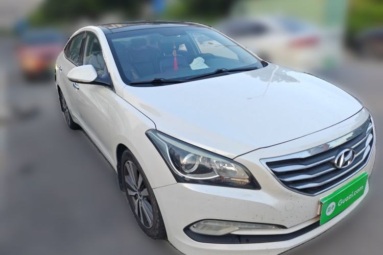 Used Hyundai Mistra 2016 1.8L Automatic Deluxe DLX Model Front Right 45 Deg