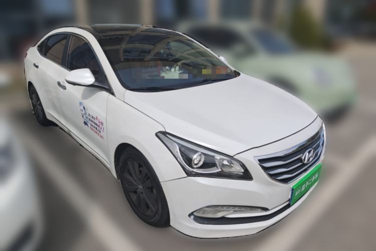 Used Hyundai Mistra 2016 1.8L Automatic Smart GLS Front Right 45 Deg
