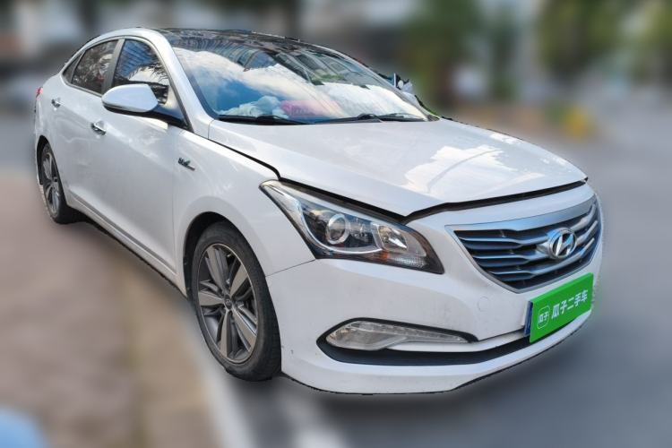 Used Hyundai Mistra 2016 1.6T Automatic Flagship TOP Model Front Right 45 Deg