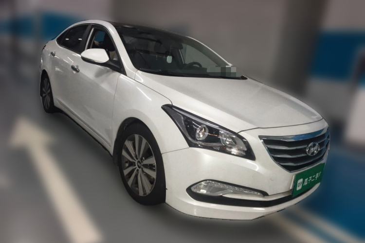 Used Hyundai Mistra 2016 1.8L Automatic Smart GLS Front Right 45 Deg