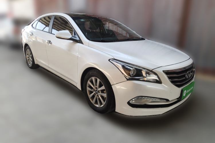 Used Hyundai Mistra 2016 1.8L Automatic Smart GLS Front Right 45 Deg
