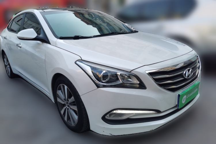 Used Hyundai Mistra 2016 1.8L Automatic Deluxe DLX Model Front Right 45 Deg