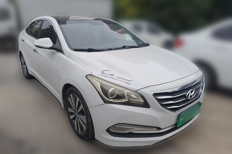 Used Hyundai Mistra 2016 1.8L Automatic Deluxe DLX Model Front Right 45 Deg