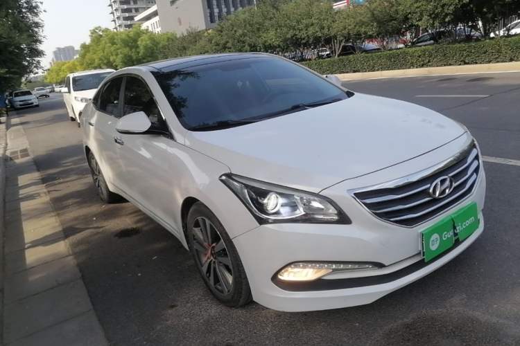 Used Hyundai Mistra 2016 1.8L Automatic Smart GLS Front Right 45 Deg