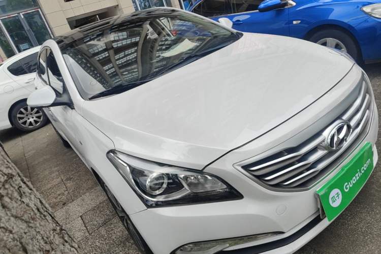 Used Hyundai Mistra 2016 1.6T Automatic Smart GLS Front Right 45 Deg