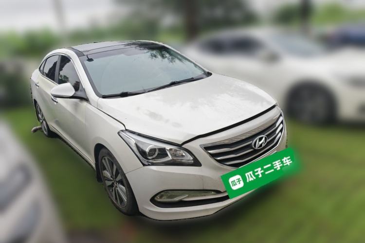 Used Hyundai Mistra 2016 1.8L Automatic Smart GLS Front Right 45 Deg