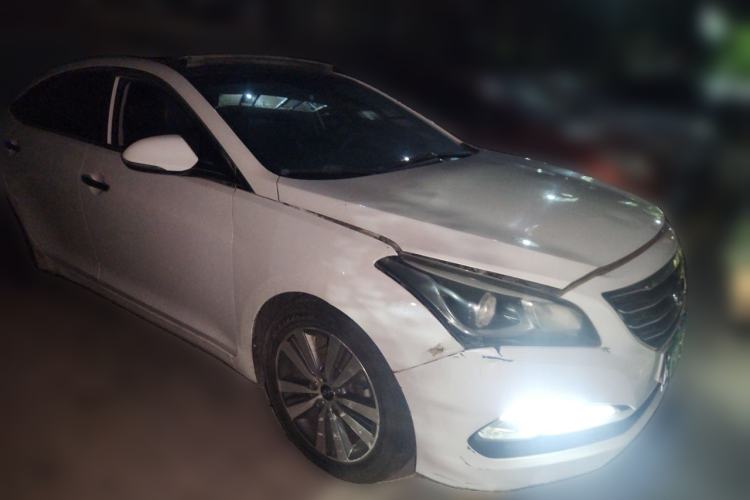 Used Hyundai Mistra 2016 1.8L Automatic Deluxe DLX Model Front Right 45 Deg