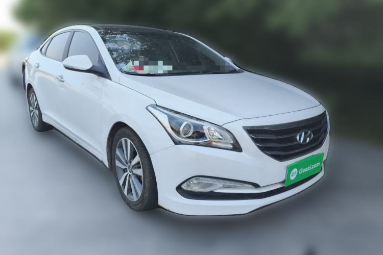 Used Hyundai Mistra 2016 1.8L Automatic Smart GLS Front Right 45 Deg